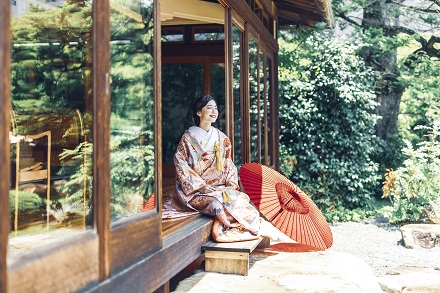 結婚式場のレストランサービススタッフ／三瀧荘