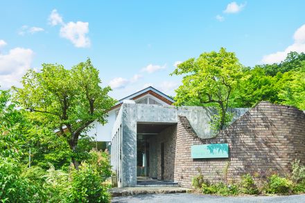 滋賀で接客のプロへ｜月給28.5万〜（経験者）｜年間休日130日〜｜車通勤可｜フレアージュダリアンス｜滋賀県近江八幡市